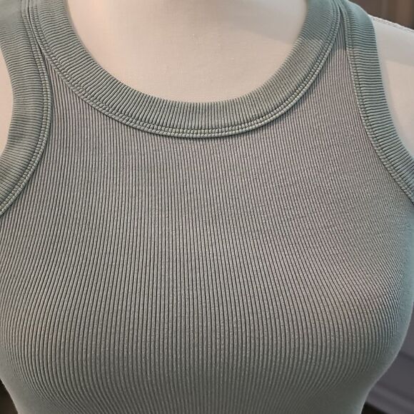 Mint Green Ribbed Tank Top - Picture 3 of 4